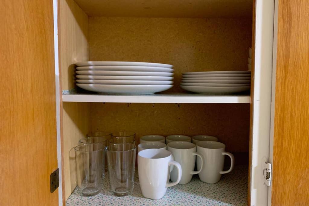 Apartament Private Bsmt With Sep. Entrance And Free Parking Toronto Zewnętrze zdjęcie